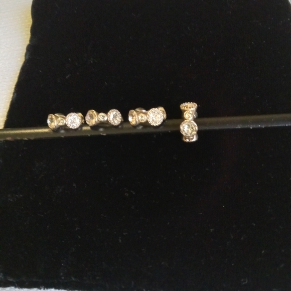 4 Brighton Crystal Beads - Picture 1 of 2